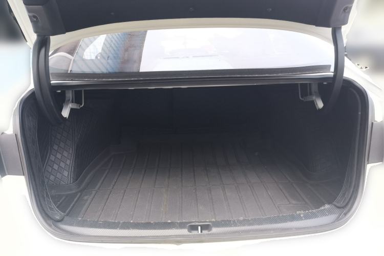 Used Toyota Levin 2024 Smart Electric Hybrid Dual-Engine 1.8L Leading Edition Trunk