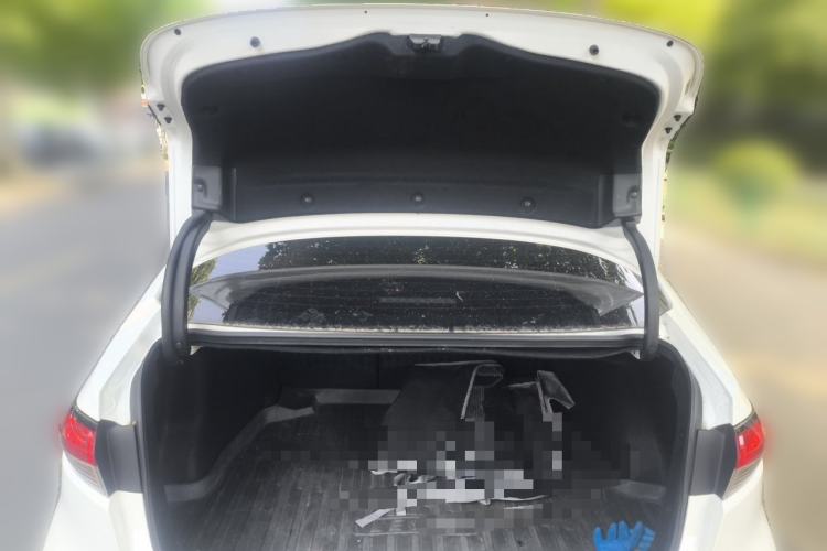 Used Toyota Levin 2024 Smart Electric Hybrid Dual-Engine 1.8L Leading Edition Trunk
