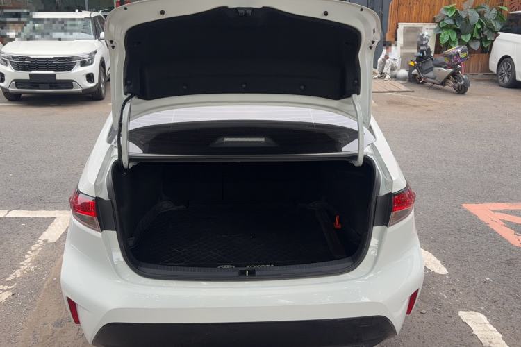 Used Toyota Levin 2024 Smart Electric Hybrid Dual-Engine 1.8L Luxury Edition Trunk