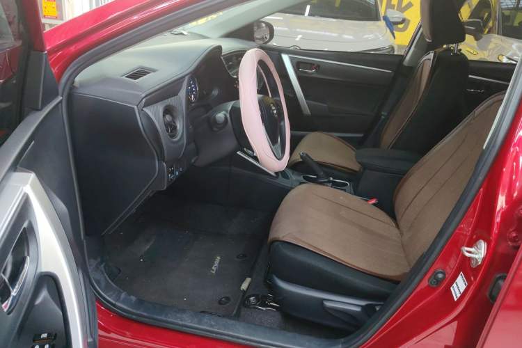 Used Toyota Levin Hybrid E+ 2019 1.8L GS E-CVT Elite Model with Sunroof Interior 3
