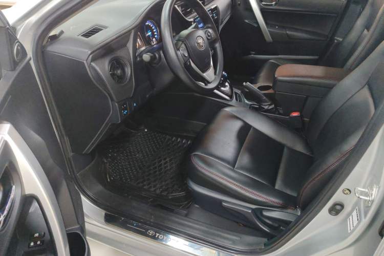 Used Toyota Levin Hybrid E+ 2019 1.8L PH GS E-CVT Elite Edition Driver Seat