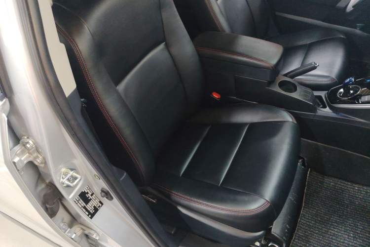 Used Toyota Levin Hybrid E+ 2019 1.8L PH GS E-CVT Elite Edition Right Front Seat