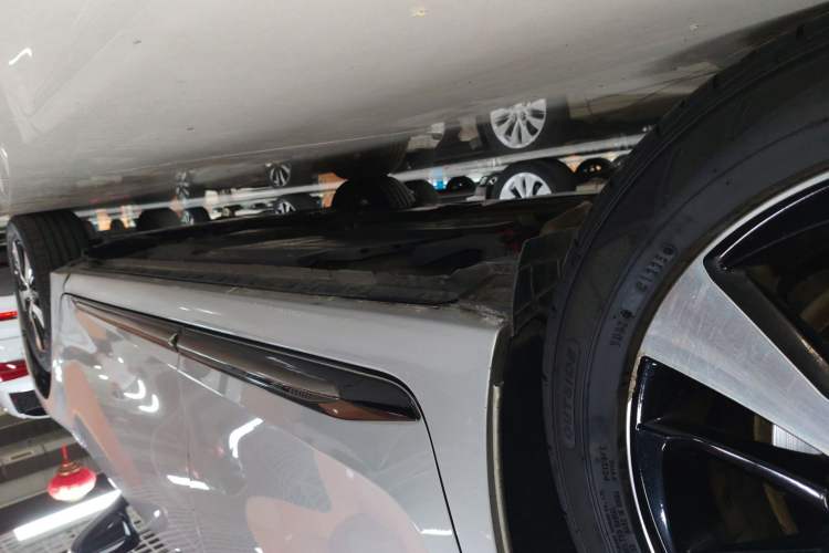 Used Toyota Levin Hybrid E+ 2019 1.8L PH GS E-CVT Elite Edition Right Side Sill