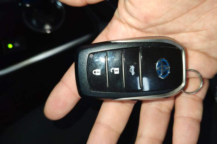 Used Toyota Levin Hybrid E+ 2019 1.8L PH GS E-CVT Elite Edition Vehicle Key
