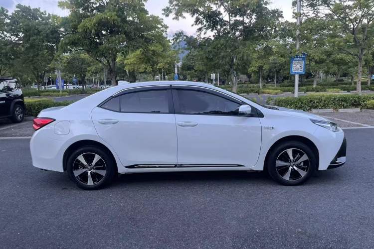 Used Toyota Levin Hybrid E+ 2019 1.8L GS E-CVT Elite Model with Sunroof Exterior 3