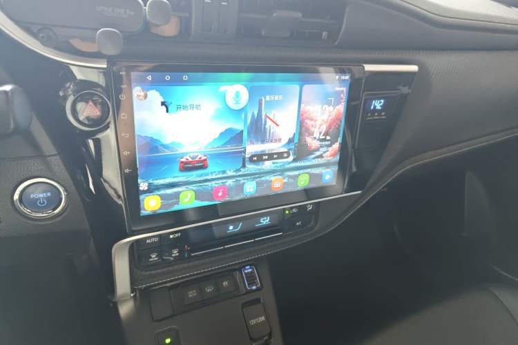Used Toyota Levin Hybrid E+ 2019 1.8L PH GS E-CVT Elite Edition Audio And AC Panel