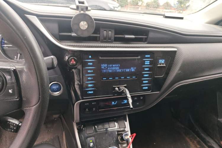 Used Toyota Levin Hybrid E+ 2019 1.8L PH GS E-CVT Elite Edition Audio And AC Panel