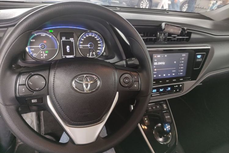 Used Toyota Levin Hybrid E+ 2019 1.8L GS E-CVT Elite Model with Sunroof Center Console
