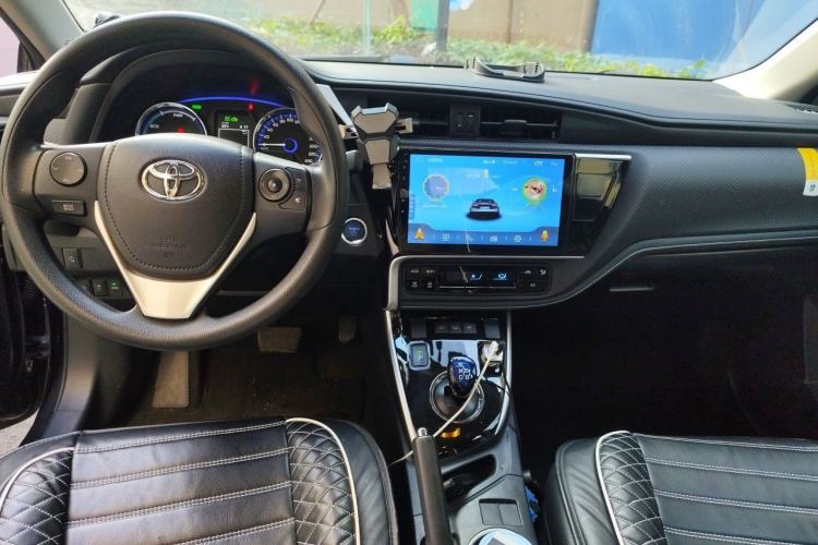 Used Toyota Levin Hybrid E+ 2019 1.8L PH GS E-CVT Elite Edition Center Console
