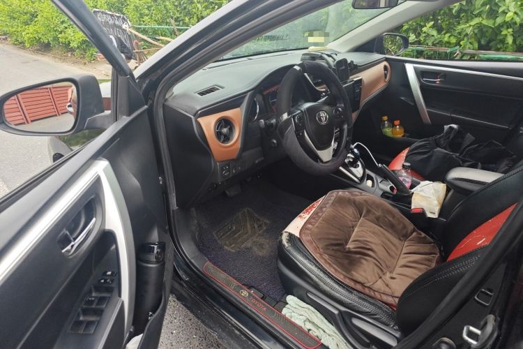 Used Toyota Levin Hybrid E+ 2019 1.8L PH GS E-CVT Elite Edition Driver Seat