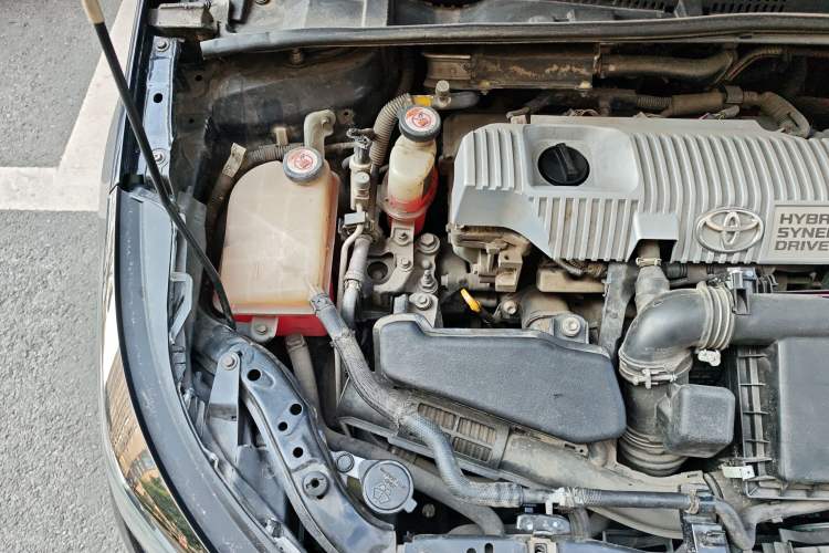 Used Toyota Levin Hybrid E+ 2019 1.8L PH GS E-CVT Elite Edition Engine Bay Right