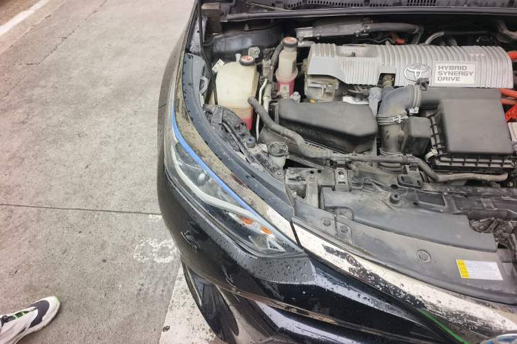 Used Toyota Levin Hybrid E+ 2019 1.8L PH GS E-CVT Elite Edition Engine Bay Right