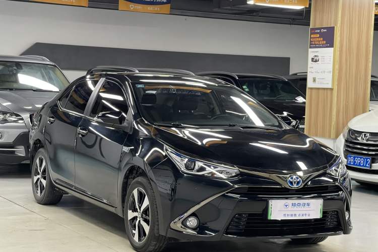 Used Toyota Levin Hybrid E+ 2019 1.8L PH V E-CVT Luxury Edition Front Right 45 Deg