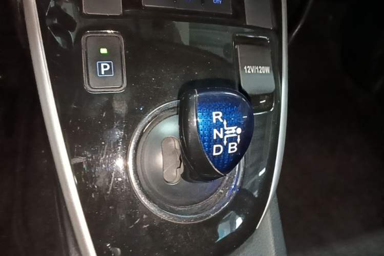 Used Toyota Levin Hybrid E+ 2019 1.8L PH GS E-CVT Elite Edition Gear Lever