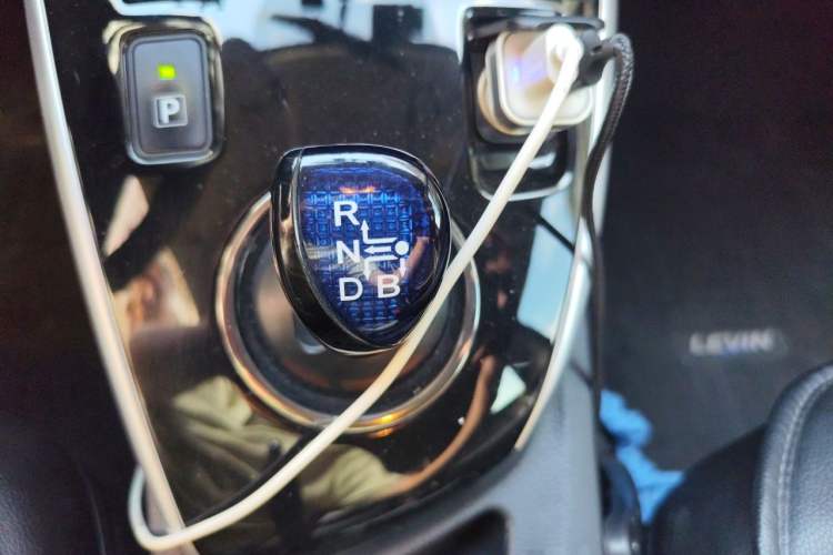 Used Toyota Levin Hybrid E+ 2019 1.8L PH GS E-CVT Elite Edition Gear Lever