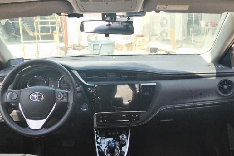 Used Toyota Levin Hybrid E+ 2019 1.8L PH GS E-CVT Elite Edition Headliner
