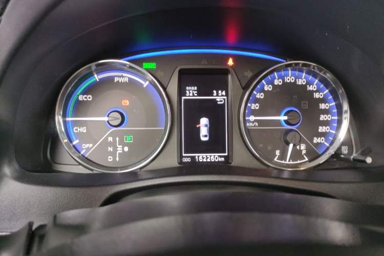 Used Toyota Levin Hybrid E+ 2019 1.8L GS E-CVT Elite Model with Sunroof Instrument Cluster