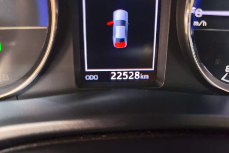 Used Toyota Levin Hybrid E+ 2019 1.8L GS E-CVT Elite Model with Sunroof Odometer Close Up