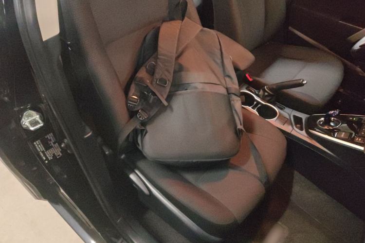 Used Toyota Levin Hybrid E+ 2019 1.8L PH V E-CVT Luxury Edition Right Front Seat