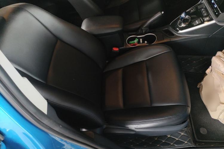 Used Toyota Levin Hybrid E+ 2019 1.8L GS E-CVT Elite Model with Sunroof Right Front Seat