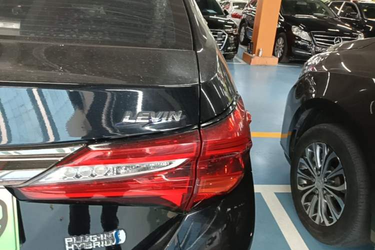 Used Toyota Levin Hybrid E+ 2019 1.8L PH GS E-CVT Elite Edition Right Rear Taillight