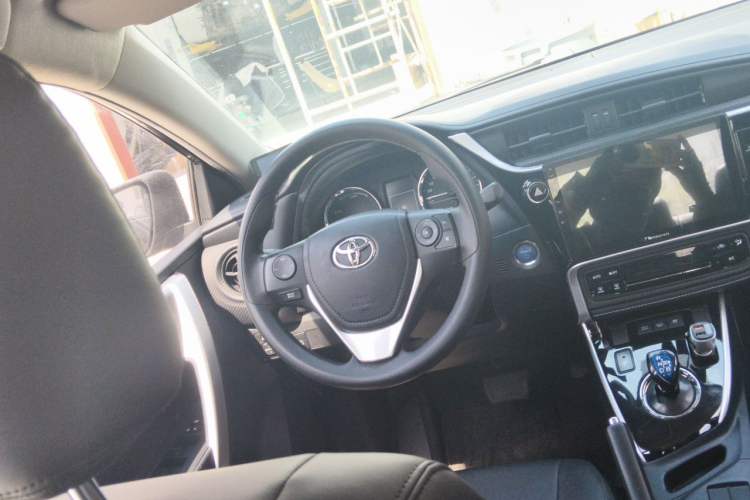 Used Toyota Levin Hybrid E+ 2019 1.8L PH GS E-CVT Elite Edition Steering Wheel