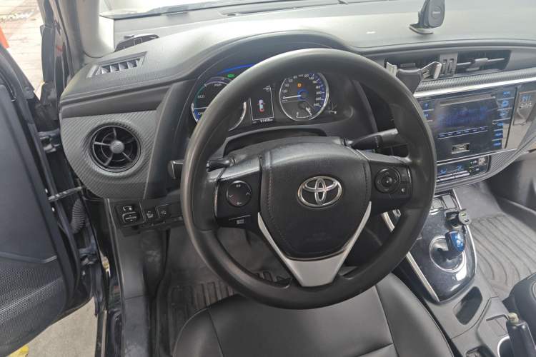 Used Toyota Levin Hybrid E+ 2019 1.8L PH GS E-CVT Elite Edition Steering Wheel
