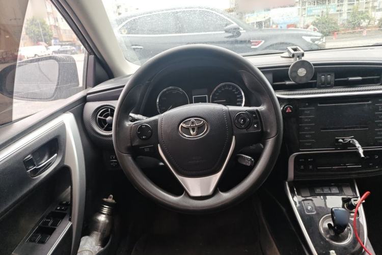 Used Toyota Levin Hybrid E+ 2019 1.8L PH GS E-CVT Elite Edition Steering Wheel