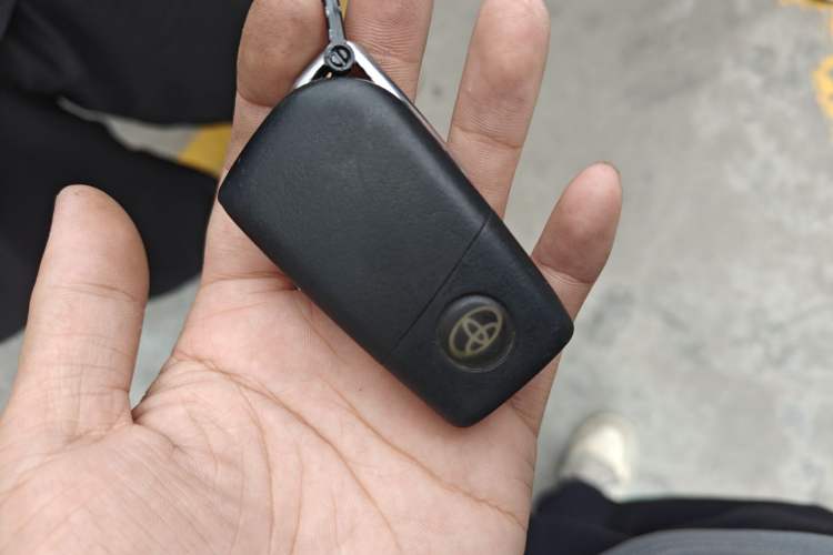 Used Toyota Levin Hybrid E+ 2019 1.8L PH GS E-CVT Elite Edition Vehicle Key