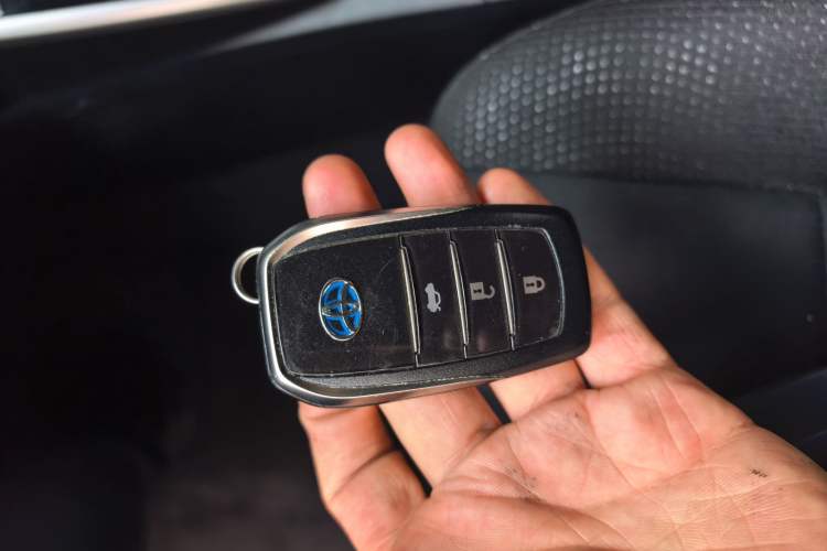 Used Toyota Levin Hybrid E+ 2019 1.8L GS E-CVT Elite Model with Sunroof Vehicle Key