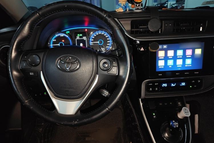 Used Toyota Levin Hybrid E+ 2019 1.8L PH V E-CVT Luxury Edition Center Console