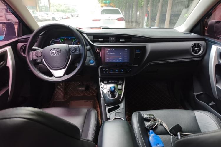 Used Toyota Levin Hybrid E+ 2019 1.8L PH V E-CVT Luxury Edition Center Console