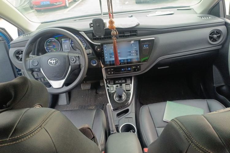 Used Toyota Levin Hybrid E+ 2019 1.8L PH GS E-CVT Elite Edition Center Console
