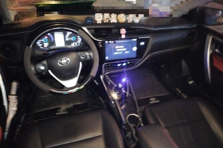 Used Toyota Levin Hybrid E+ 2019 1.8L PH GS E-CVT Elite Edition Center Console