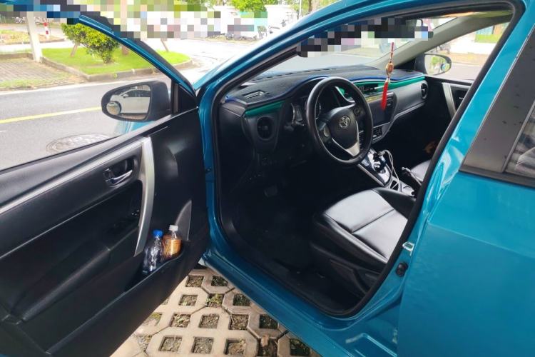 Used Toyota Levin Hybrid E+ 2019 1.8 PH GS E-CVT Elite Style Edition Driver Seat