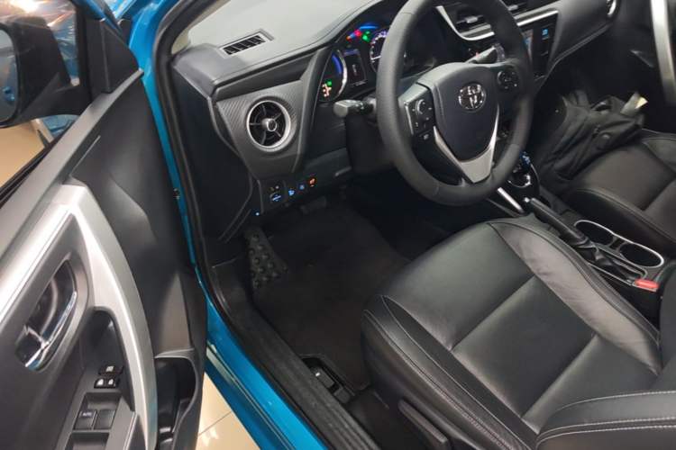 Used Toyota Levin Hybrid E+ 2019 1.8L PH V E-CVT Luxury Edition Driver Seat
