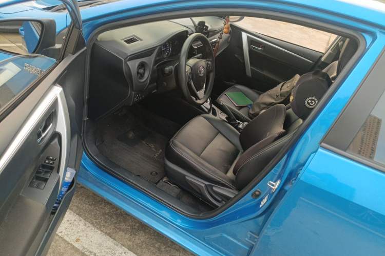 Used Toyota Levin Hybrid E+ 2019 1.8L PH GS E-CVT Elite Edition Driver Seat
