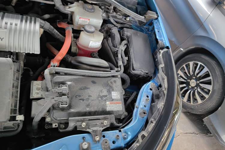 Used Toyota Levin Hybrid E+ 2019 1.8L GS E-CVT Elite Model with Sunroof Engine Bay Left