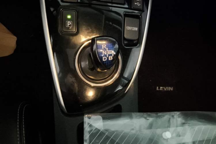 Used Toyota Levin Hybrid E+ 2019 1.8L PH V E-CVT Luxury Edition Gear Lever