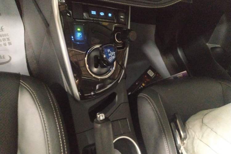 Used Toyota Levin Hybrid E+ 2019 1.8L PH V E-CVT Luxury Edition Gear Lever