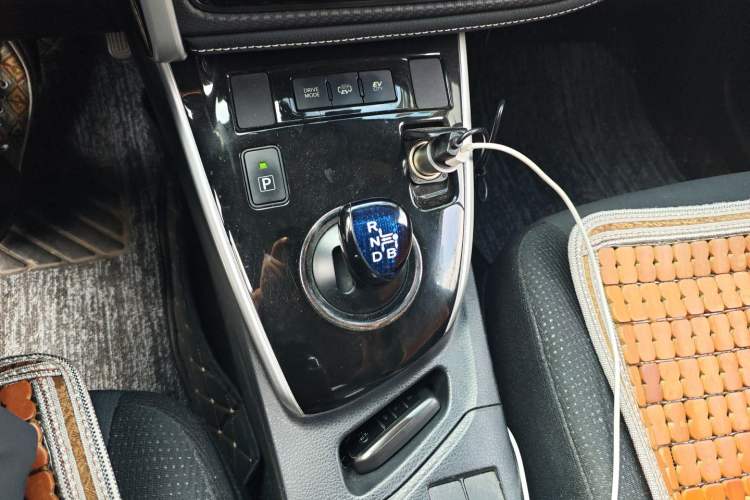 Used Toyota Levin Hybrid E+ 2019 1.8L PH GS E-CVT Elite Edition Gear Lever