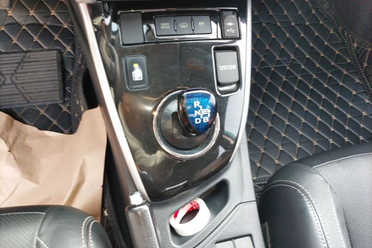 Used Toyota Levin Hybrid E+ 2019 1.8L PH V E-CVT Luxury Edition Gear Lever