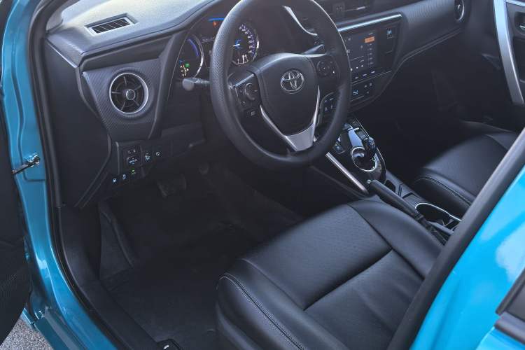 Used Toyota Levin Hybrid E+ 2019 1.8L PH V E-CVT Luxury Edition Interior 1