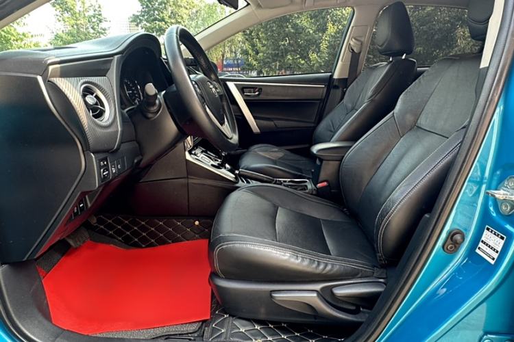 Used Toyota Levin Hybrid E+ 2019 1.8L PH V E-CVT Luxury Edition Interior 4