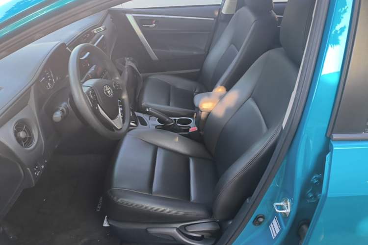 Used Toyota Levin Hybrid E+ 2019 1.8L GS E-CVT Elite Model with Sunroof Left Front Seat