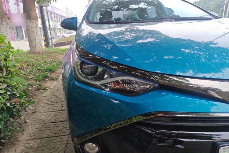 Used Toyota Levin Hybrid E+ 2019 1.8L PH V E-CVT Luxury Edition Right Front Headlight