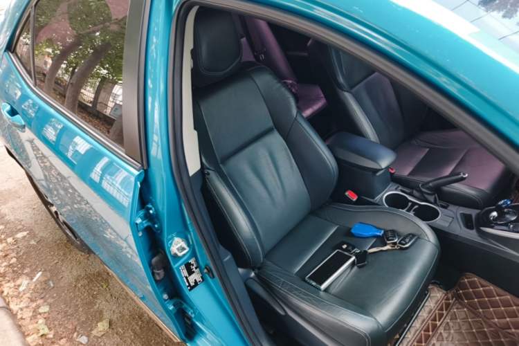 Used Toyota Levin Hybrid E+ 2019 1.8L PH V E-CVT Luxury Edition Right Front Seat