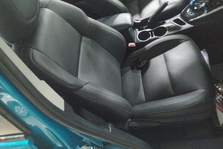 Used Toyota Levin Hybrid E+ 2019 1.8L PH V E-CVT Luxury Edition Right Front Seat