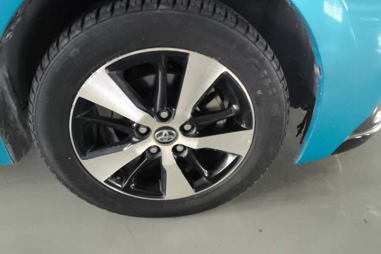 Used Toyota Levin Hybrid E+ 2019 1.8L PH V E-CVT Luxury Edition Right Front Wheel Hub