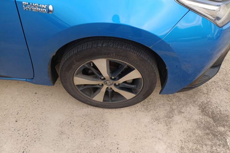 Used Toyota Levin Hybrid E+ 2019 1.8L PH GS E-CVT Elite Edition Right Front Wheel Hub